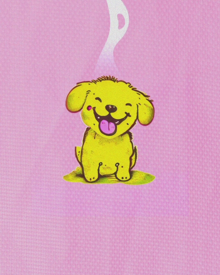 איור חמוד של כלב על רקע ורוד, מסמל את שמחת החיים עם שמפו יבש לכלבים
