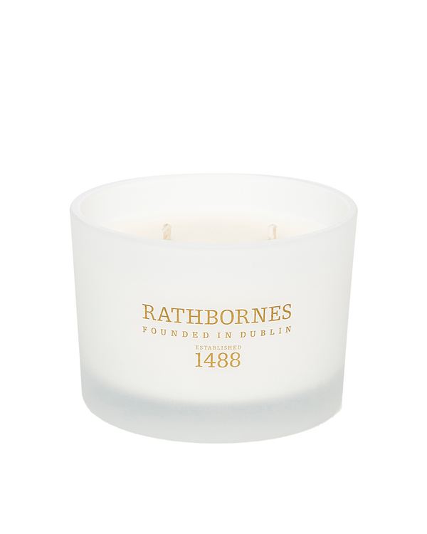 Cedar, Cloves & Amber Scented Luxury medium candle